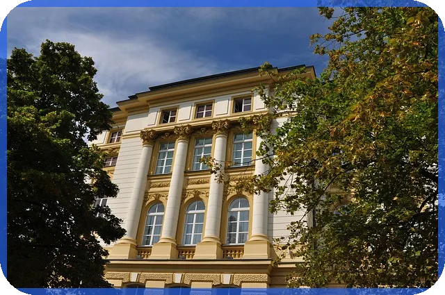 안양역푸르지오더샵 매매와 장식장 팬트리 구조의 특징